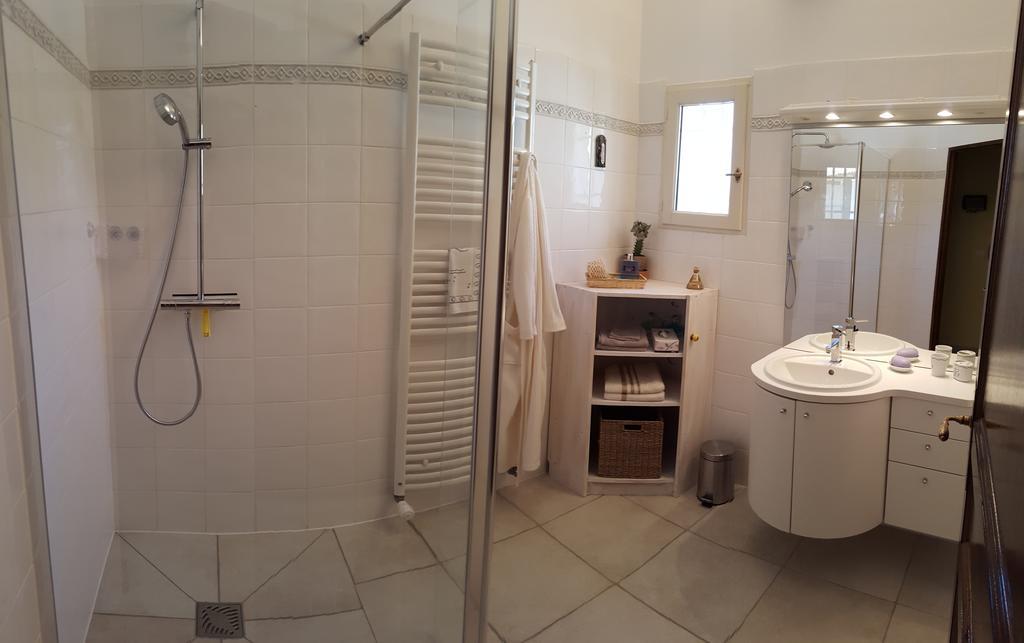 Lamanderie En Provence Acomodação com café da manhã Alleins Quarto foto